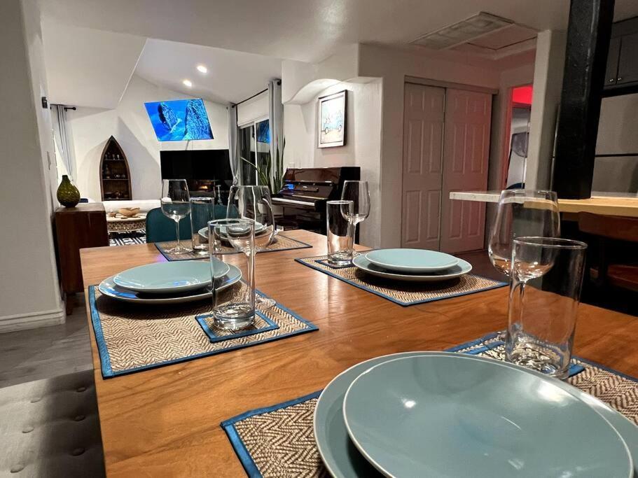 Stylish Mediterranean Villa, Pool, Jacuzzi, Hollywood & Malibu Bliss Λος Άντζελες Εξωτερικό φωτογραφία