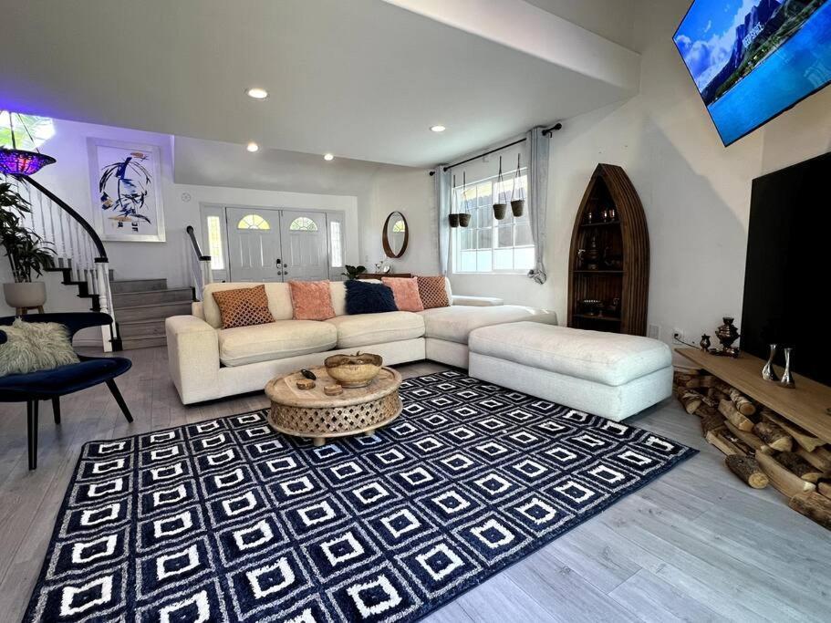 Stylish Mediterranean Villa, Pool, Jacuzzi, Hollywood & Malibu Bliss Λος Άντζελες Εξωτερικό φωτογραφία
